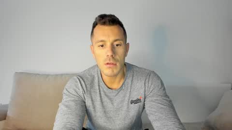 roberto4ever online show from 11, 1, 2025