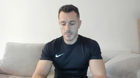 roberto4ever online show from 30, 1, 2025