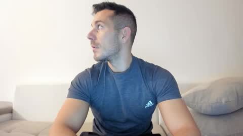 roberto4ever online show from 6, 10, 2025