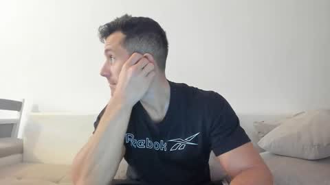 roberto4ever online show from 7, 2, 2026