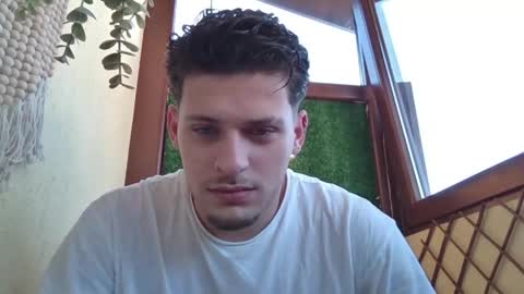 Roberto online show from 6, 4, 2026