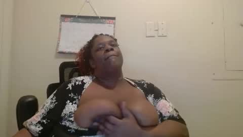 Snapshot of robertswhitney52 chatting on 19, 12, 2025 robertswhitney52 online show from 19, 12, 2025