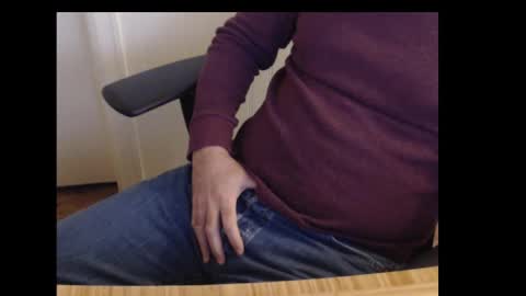 robidan6923 online show from 16, 12, 2024