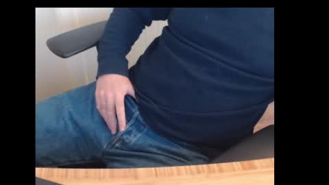 robidan6923 online show from 13, 2, 2025