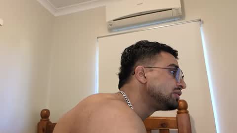 Snapshot of robin1036 chatting on 25, 4, 2026 robin1036 online show from 25, 4, 2026