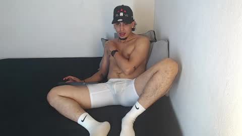 Snapshot of robisson_zack chatting on 26, 5, 2026 Robisson Zack online show from 26, 5, 2026