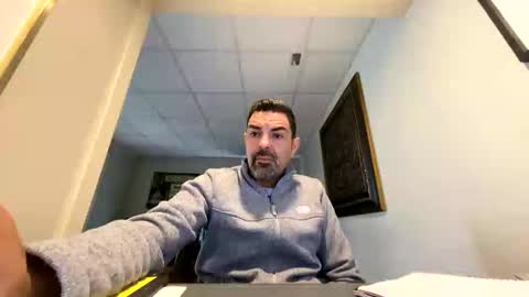 Snapshot of roblatino12 chatting on 4, 11, 2025 roblatino12 online show from 4, 11, 2025