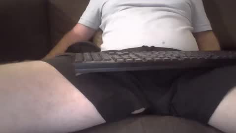 robmutant online show from 15, 2, 2025