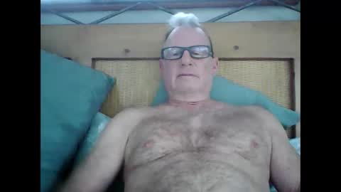 robo0000 online show from 1, 12, 2025