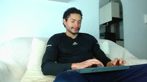 roby_millerr online show from 10, 10, 2025