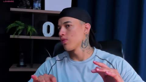 rocco_santos online show from 28, 11, 2025