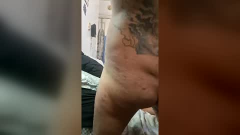 rock_hard_daddy_86 online show from 19, 6, 2026