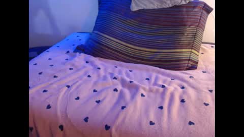 Snapshot of rocka_xx chatting on 4, 1, 2025 rocka xx online show from 4, 1, 2025