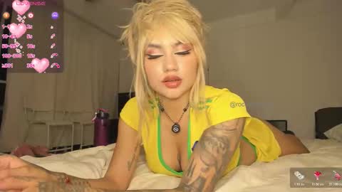 Samantha Estephania  online show from 5, 2, 2026