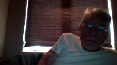 Snapshot of rockhardoldfart chatting on 8, 6, 2026 Cum in your mouth online show from 8, 6, 2026