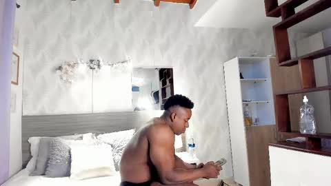 Snapshot of rogger_physique chatting on 28, 4, 2026 Rogger online show from 28, 4, 2026