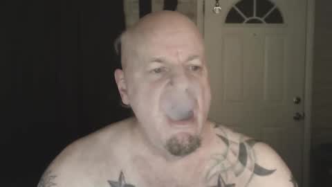 roinaz online show from 11, 4, 2026