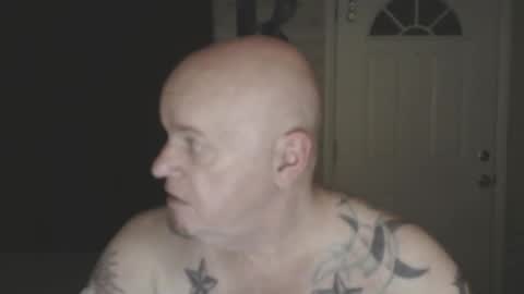 Snapshot of roinaz chatting on 4, 6, 2026 roinaz online show from 4, 6, 2026