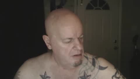 Snapshot of roinaz chatting on 8, 6, 2026 roinaz online show from 8, 6, 2026