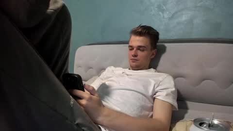 taylor fox online show from 1, 11, 2025