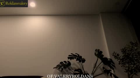 Snapshot of roldansvalery chatting on 7, 3, 2025 Valery Roldans online show from 7, 3, 2025