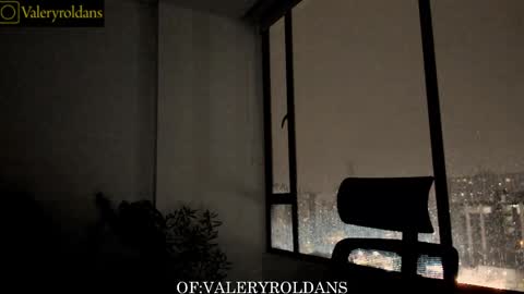 Snapshot of roldansvalery chatting on 12, 3, 2025 Valery Roldans online show from 12, 3, 2025