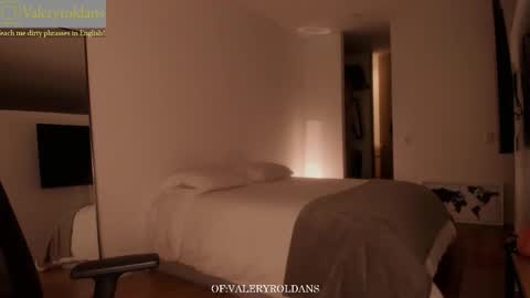 Valery Roldans online show from 8, 3, 2026