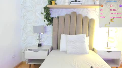   online show from 16, 12, 2024