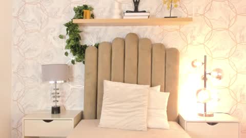   online show from 30, 12, 2024