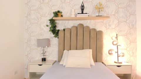   online show from 5, 1, 2025