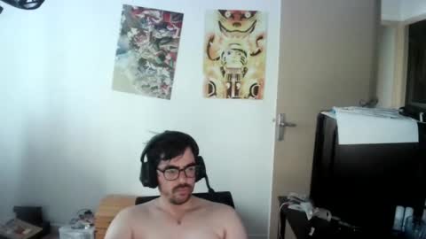 Snapshot of romainb72 chatting on 5, 8, 2026 romainb72 online show from 5, 8, 2026