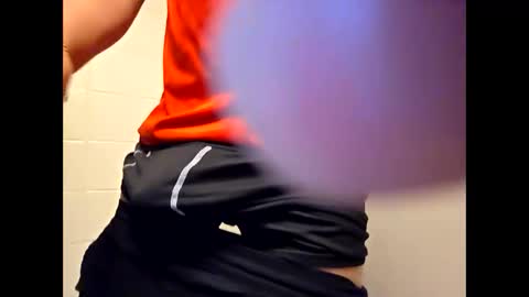 Snapshot of roman5022 chatting on 3, 3, 2026 roman5022 online show from 3, 3, 2026