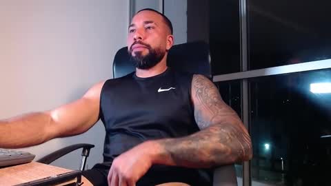 Snapshot of roman_muscle_ chatting on 29, 1, 2025 Roman online show from 29, 1, 2025