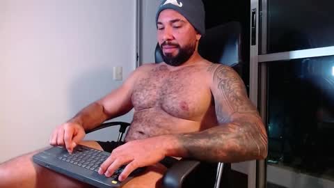 Snapshot of roman_muscle_ chatting on 4, 2, 2025 Roman online show from 4, 2, 2025