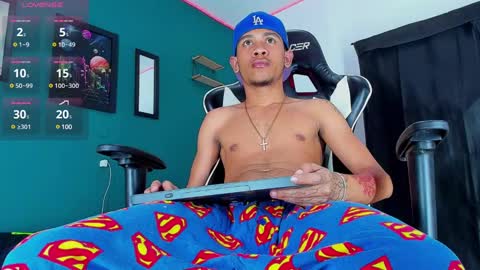 Roman Cartier online show from 5, 3, 2025