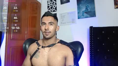 Snapshot of romanpearce_ chatting on 30, 4, 2026 Roman online show from 30, 4, 2026
