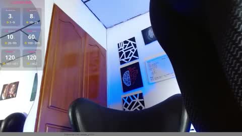 Snapshot of romanpearce_ chatting on 13, 5, 2026 Roman online show from 13, 5, 2026