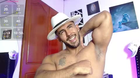 Snapshot of romanpearce_ chatting on 5, 6, 2026 Roman online show from 5, 6, 2026