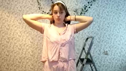 Alya online show from 5, 12, 2025