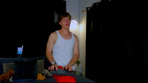 Snapshot of romeo_ricci1 chatting on 20, 1, 2025 Romeo Ricci online show from 20, 1, 2025