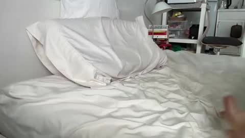 Snapshot of romeodiamond chatting on 18, 12, 2024 romeodiamond online show from 18, 12, 2024