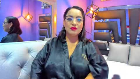 Snapshot of romina017 chatting on 7, 10, 2025 Romi online show from 7, 10, 2025