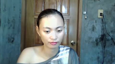 Snapshot of rona_cumsterxxx chatting on 7, 5, 2026 rona_cumsterxxx online show from 7, 5, 2026