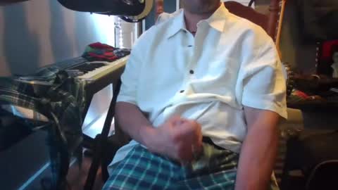 Snapshot of ronniejohnston13 chatting on 11, 7, 2026 ronniejohnston13 online show from 11, 7, 2026