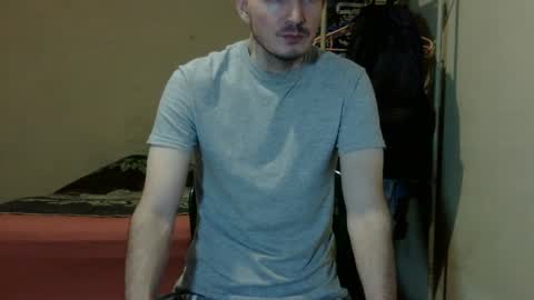 Snapshot of ronniemaster chatting on 12, 3, 2025 ronniemaster online show from 12, 3, 2025