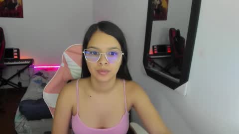  MIA AND PAUL online show from 14, 12, 2025