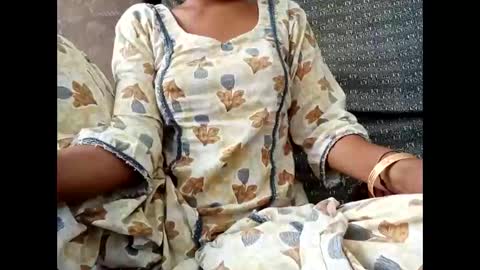 roop_sexy642 online show from 23, 3, 2026