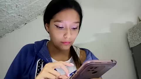    online show from 23, 11, 2025