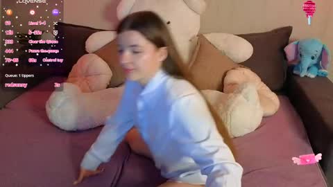 roraline_lov online show from 19, 4, 2026