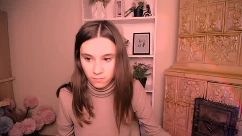 Snapshot of rosalais_ chatting on 13, 5, 2026 Rose online show from 13, 5, 2026